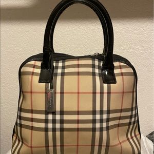 Burberry tote